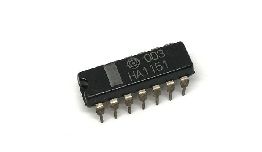 CIRCUIT INTEGRE HA1151U DIL-14