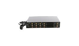 COMMUTATEUR AUDIO-VIDEO 6 PORTS TELECOMMANDE 